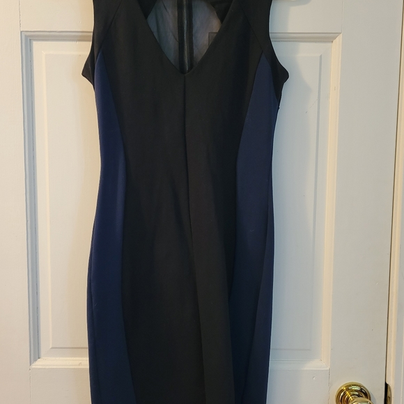 Dress - Picture 1 of 3